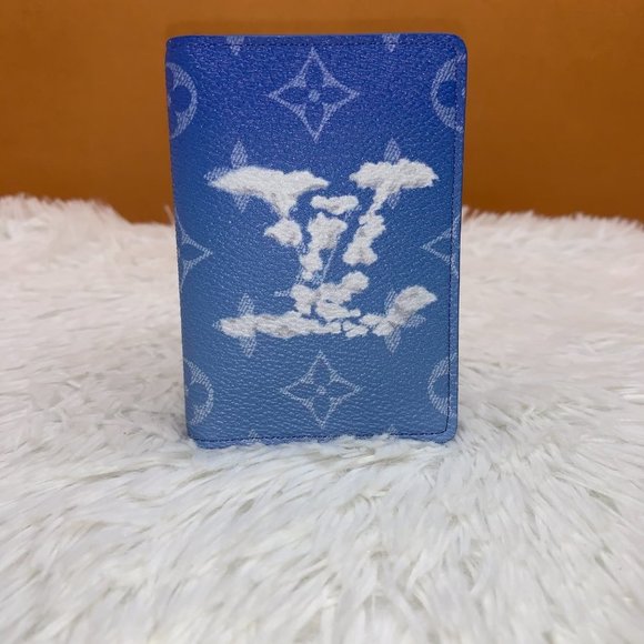 ❌SOLD❌ Louis Vuitton Clouds Pocket Organizer Card Wallet PO Virgil Abloh Blue - Picture 3 of 14